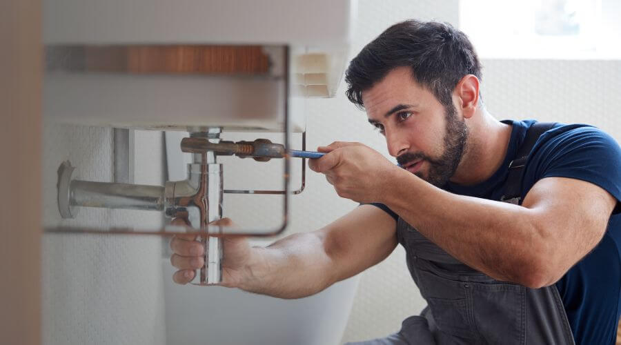 Local water heater installation in Gorham, IL